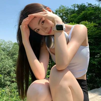明天、我会成为谁的女友 海报